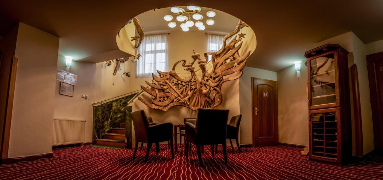 Hotel Brixen Гавличкув-Брод Экстерьер фото
